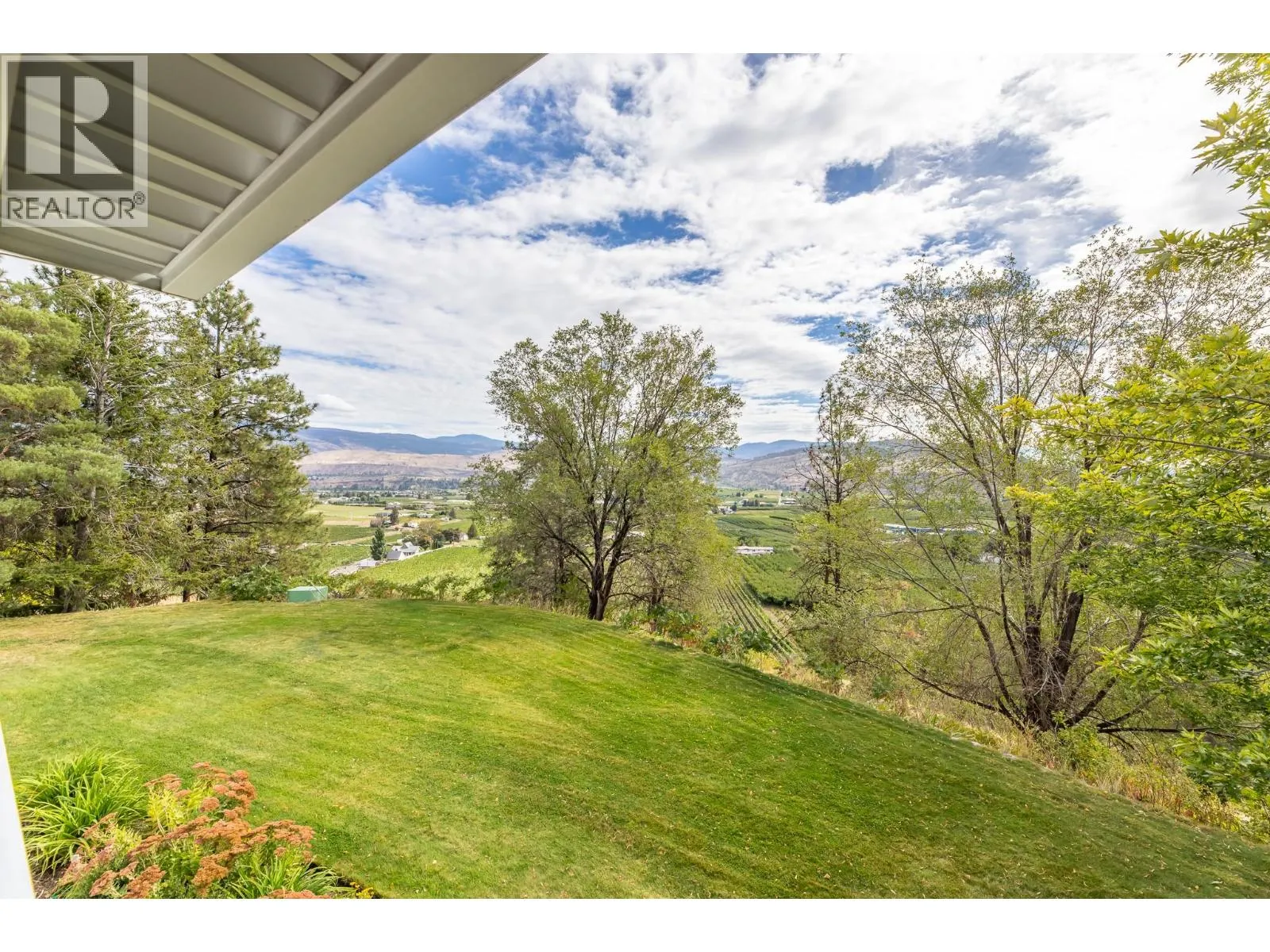 101 Knippelberg Road