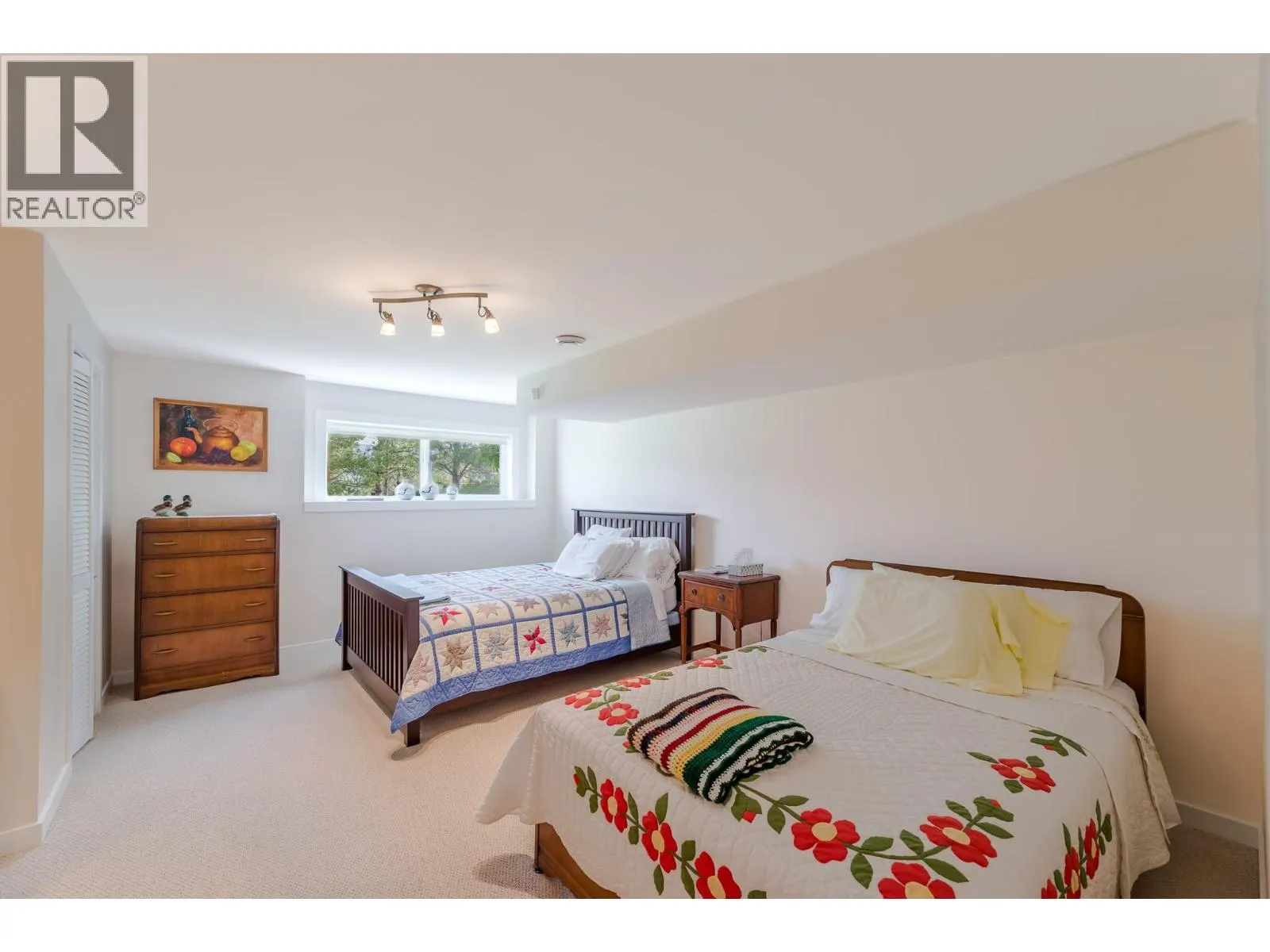101 Knippelberg Road