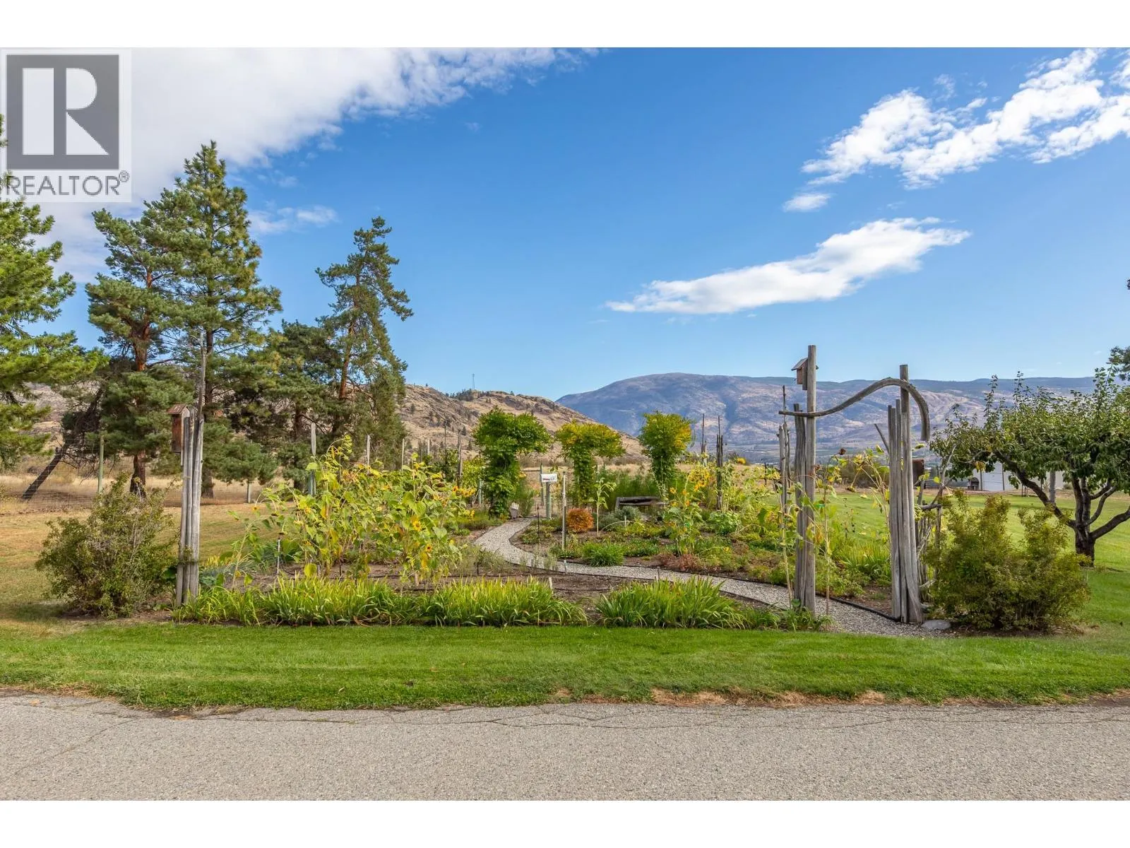 101 Knippelberg Road