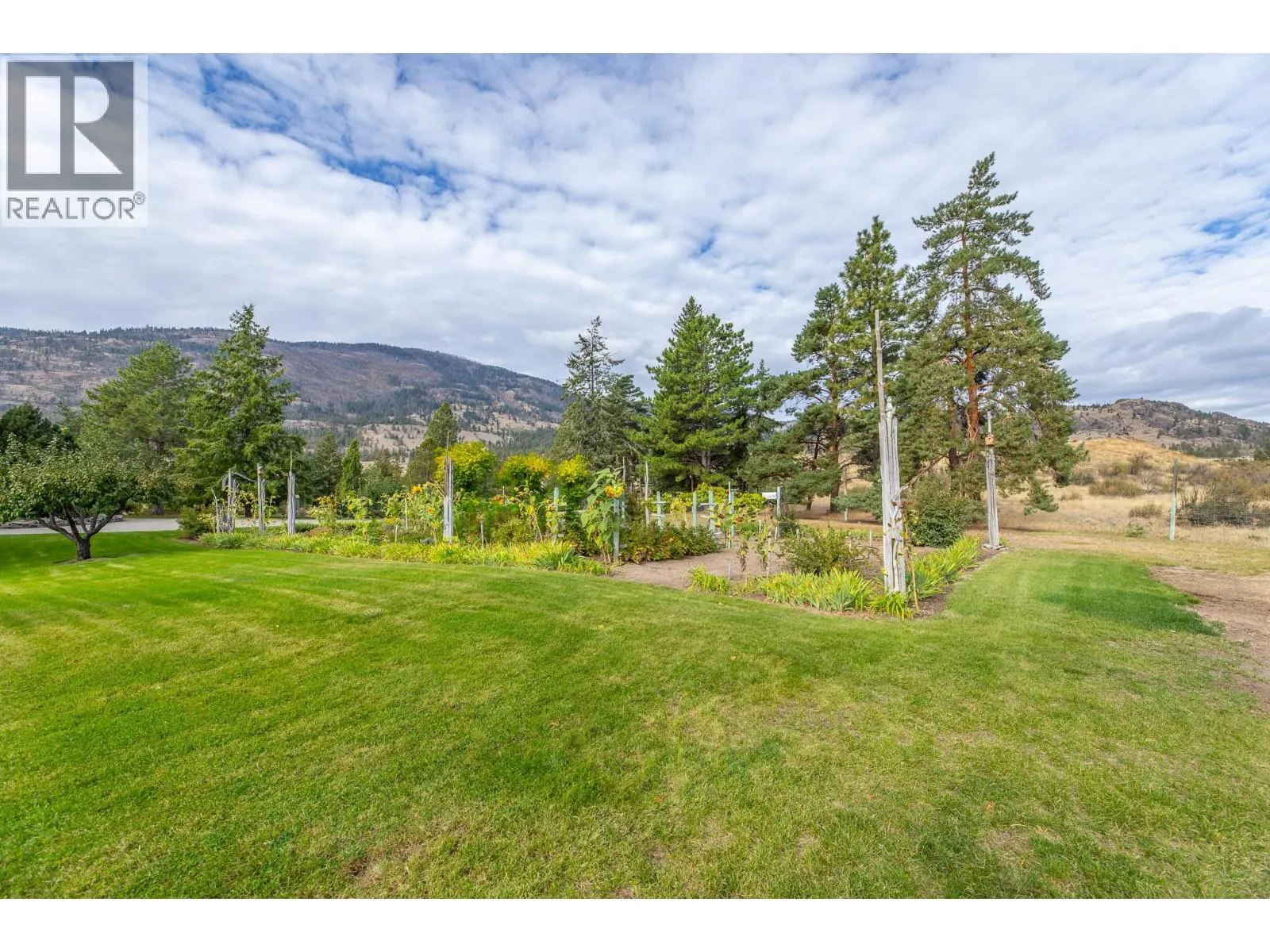 101 Knippelberg Road
