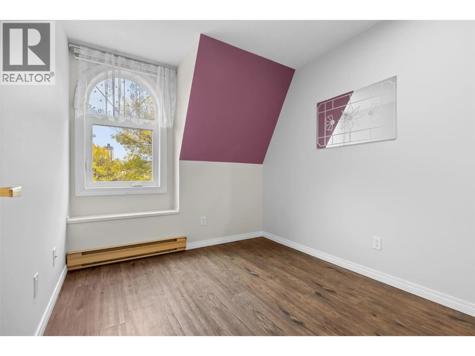 575 Sutherland Avenue Unit# 310
