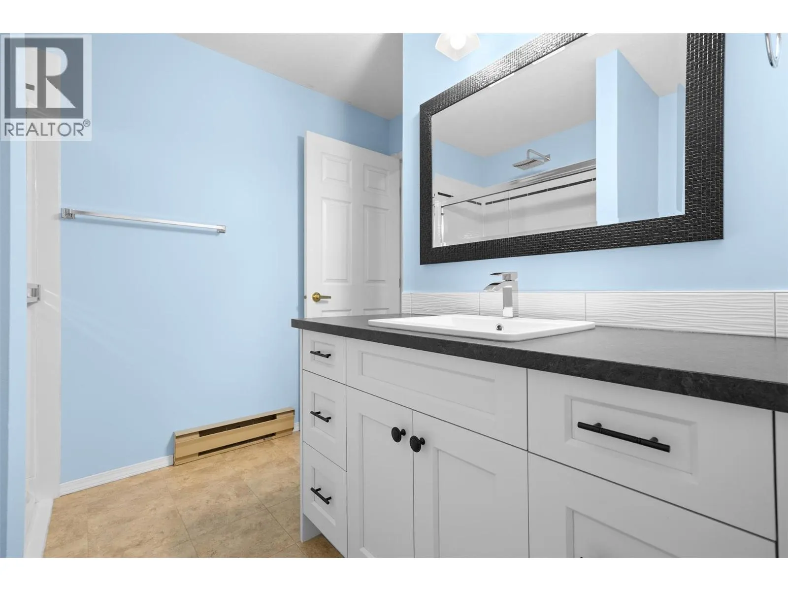 575 Sutherland Avenue Unit# 310