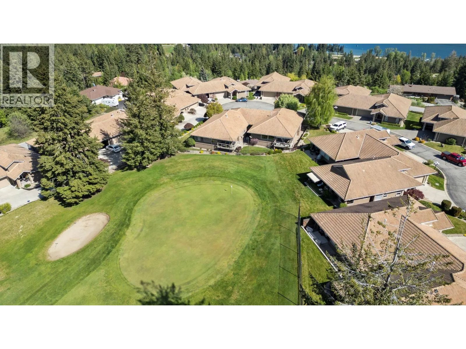 2550 Golf Course Drive Unit# 11
