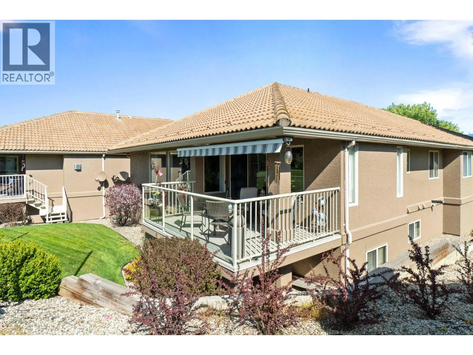 2550 Golf Course Drive Unit# 11