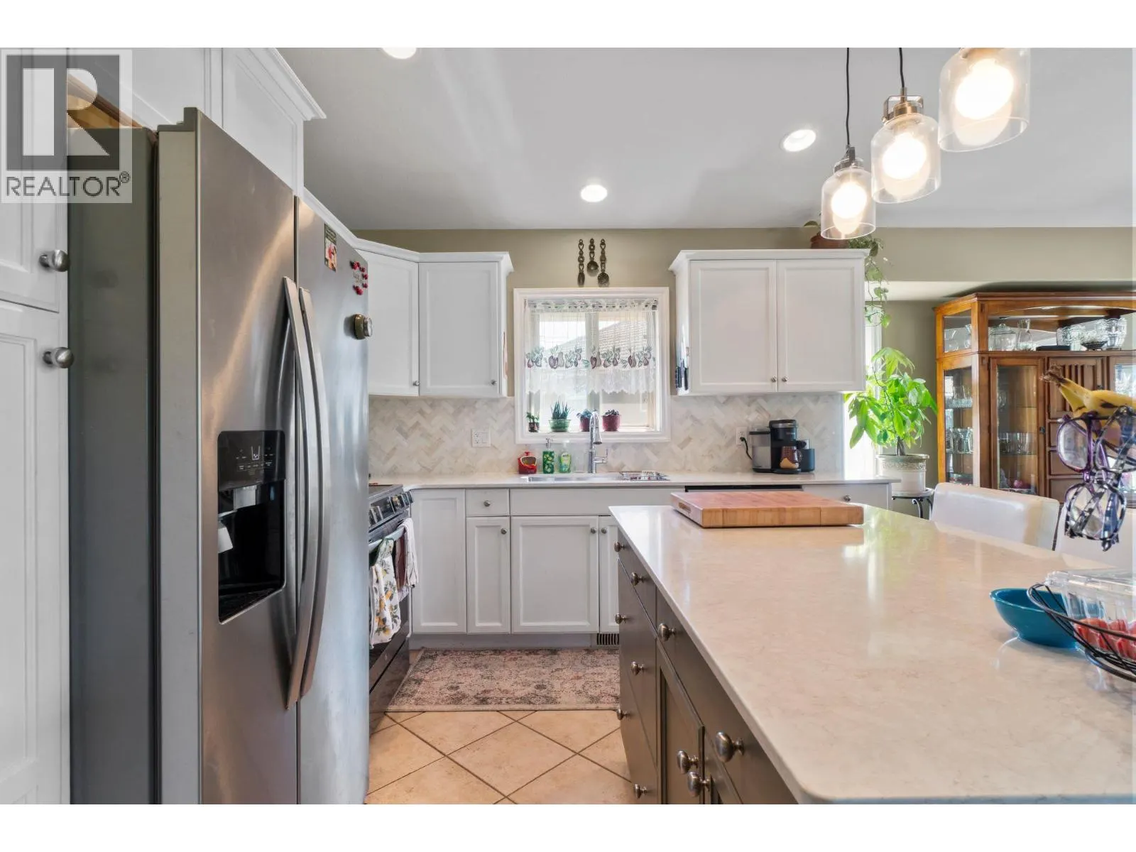 2550 Golf Course Drive Unit# 11
