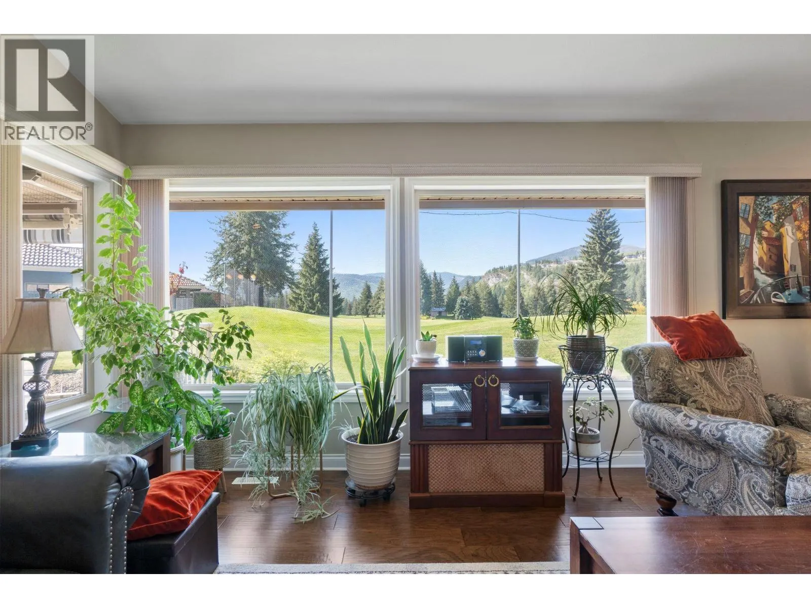 2550 Golf Course Drive Unit# 11