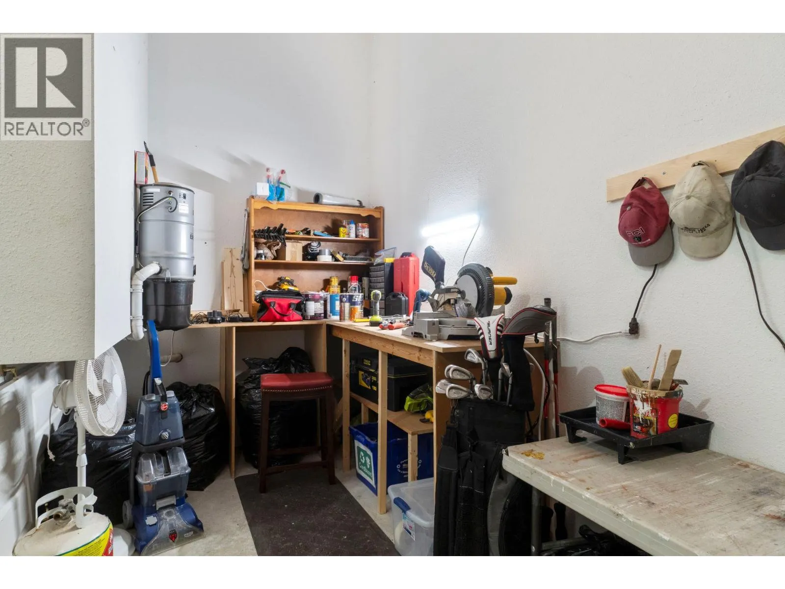 2550 Golf Course Drive Unit# 11
