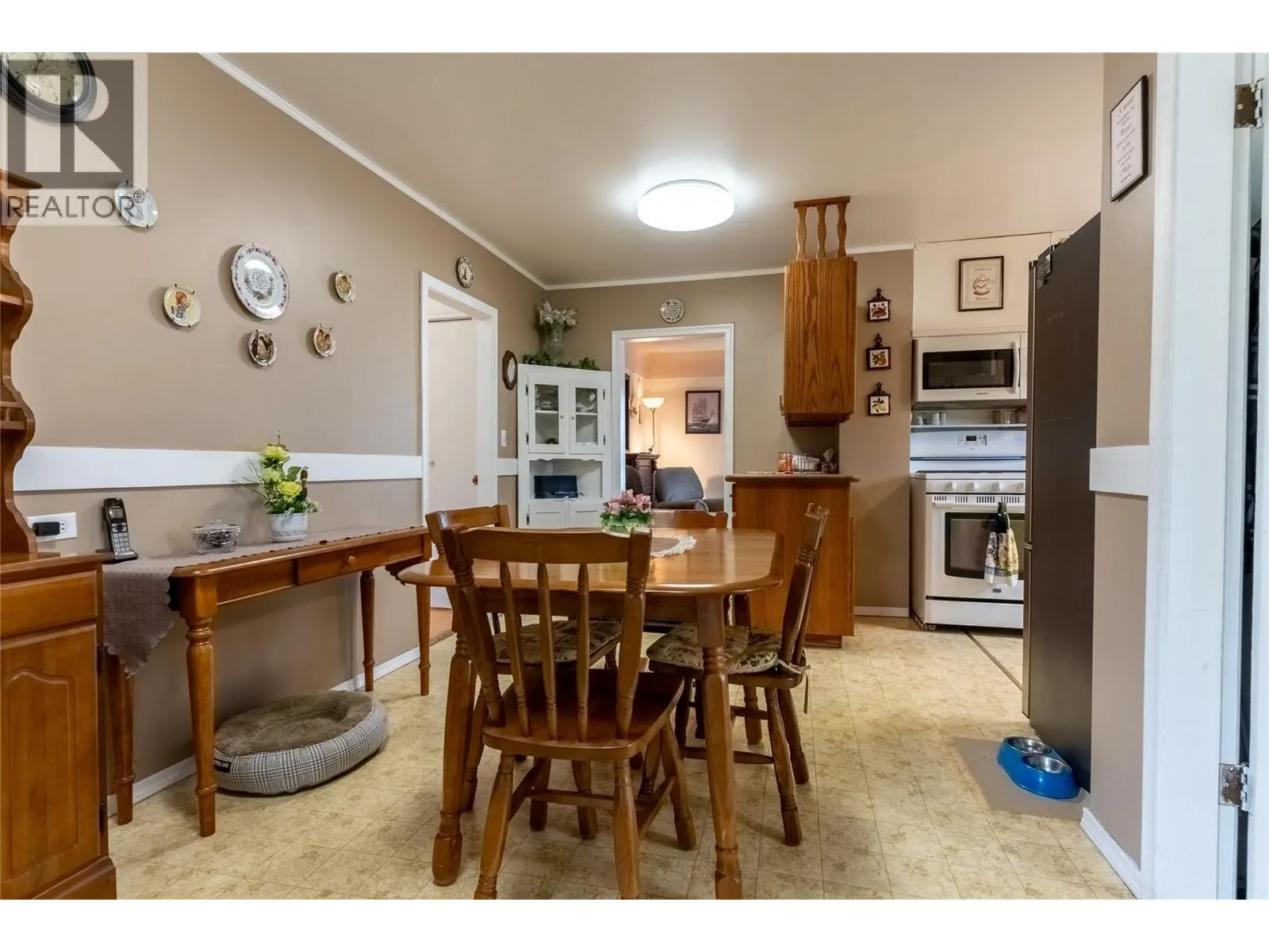 278 Oak Road