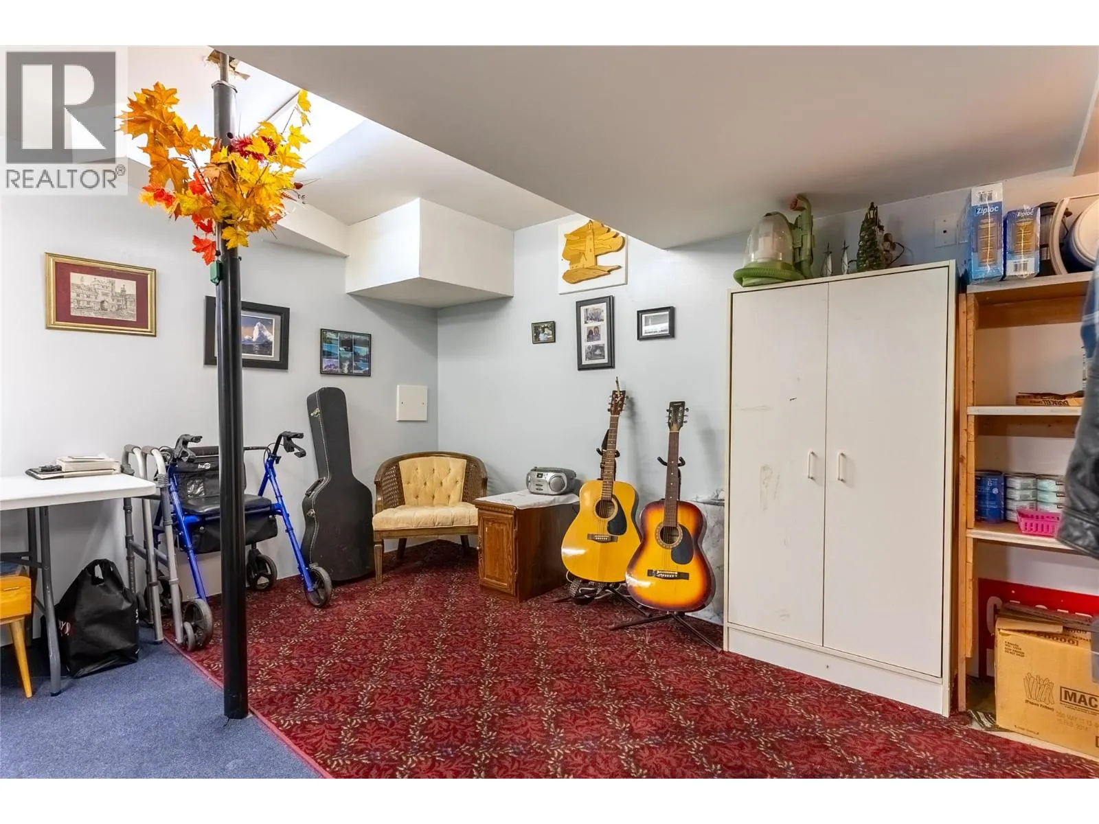 278 Oak Road