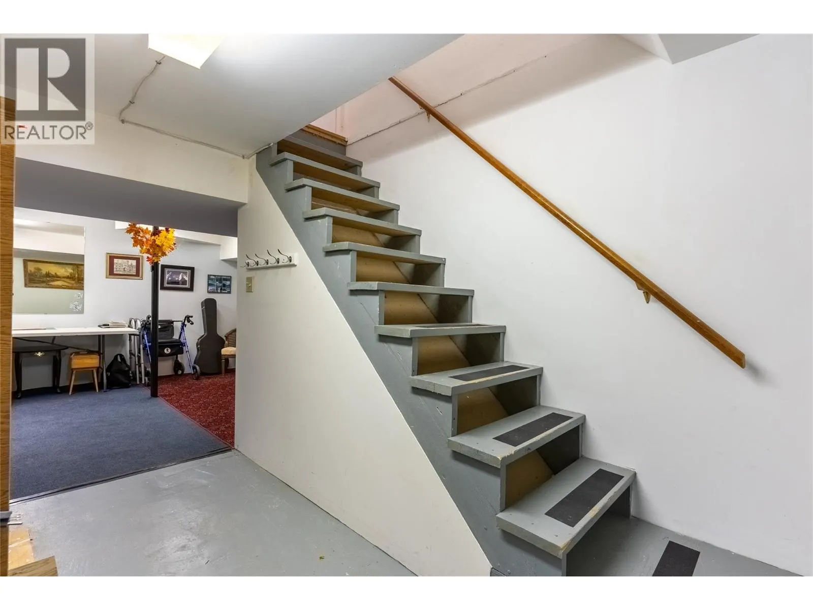 278 Oak Road