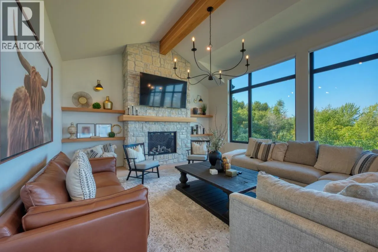 652 Trumpeter Road
