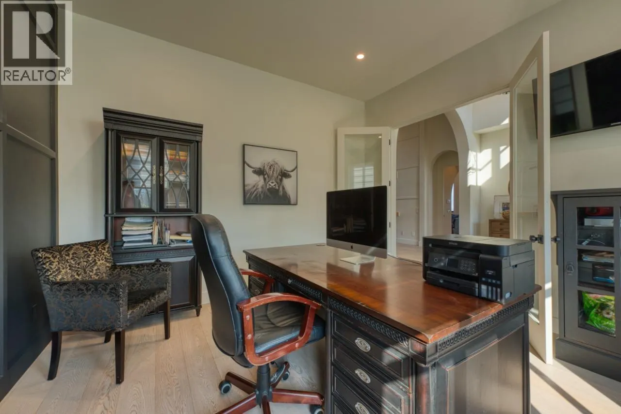 652 Trumpeter Road