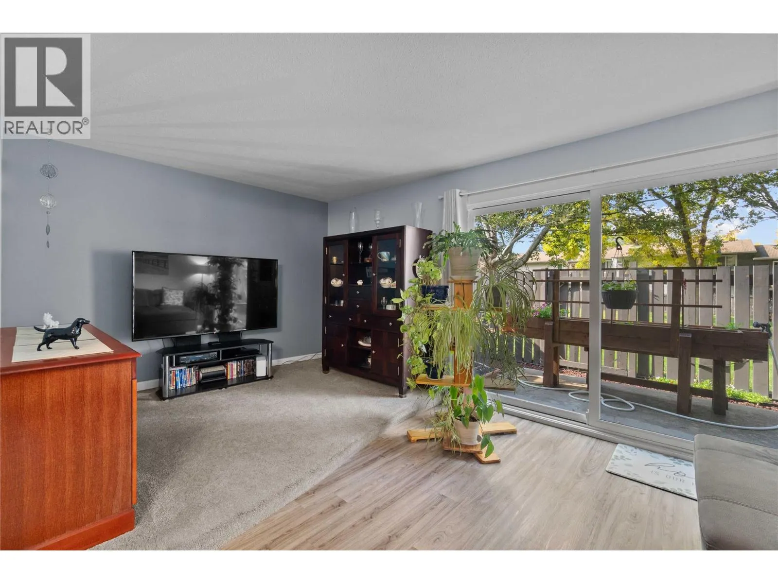 1809 40 Avenue Unit# 12