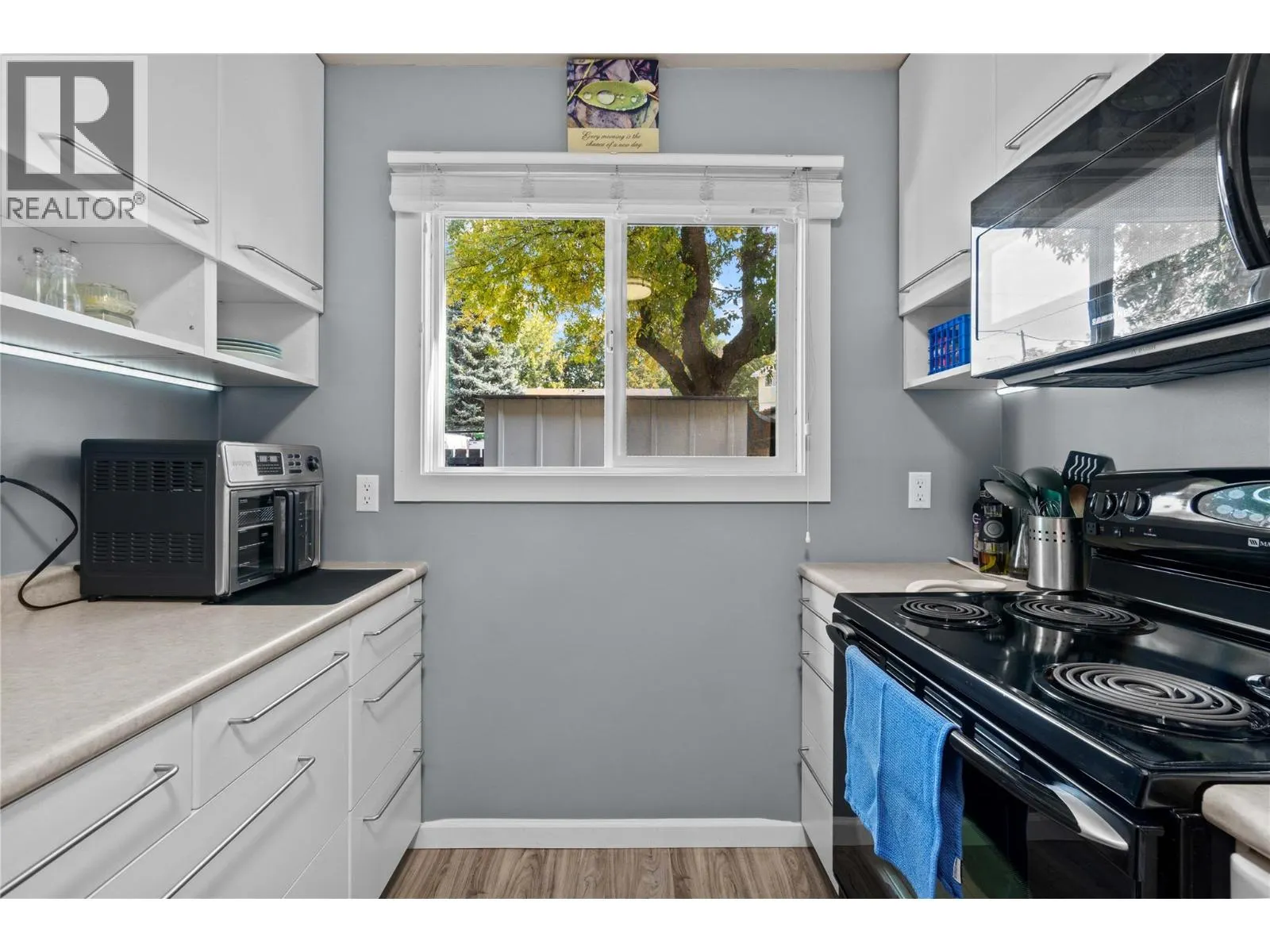 1809 40 Avenue Unit# 12