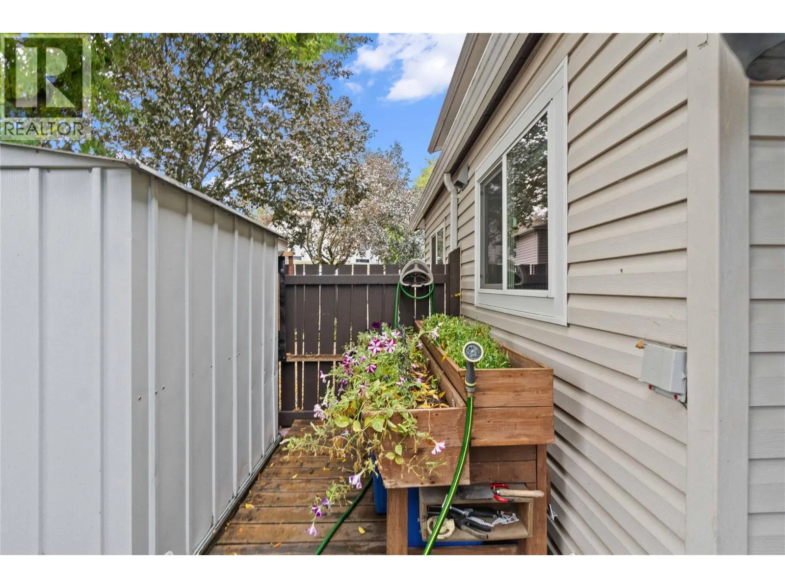 1809 40 Avenue Unit# 12