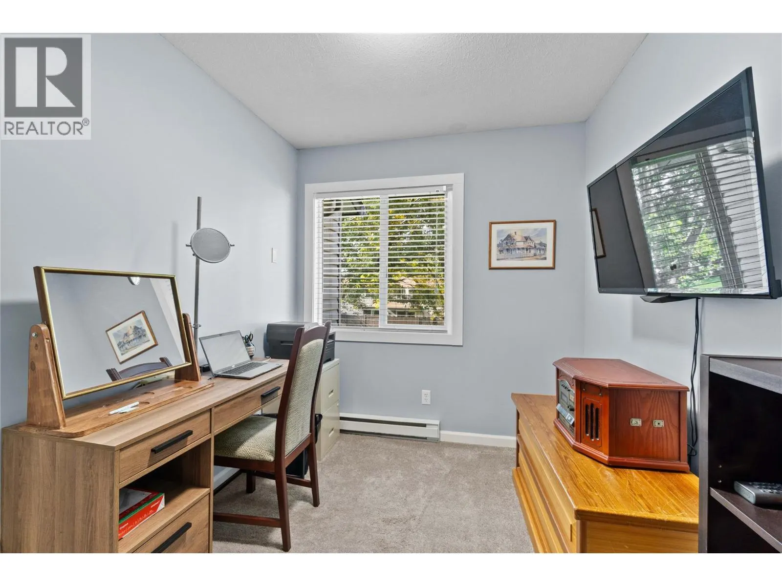 1809 40 Avenue Unit# 12