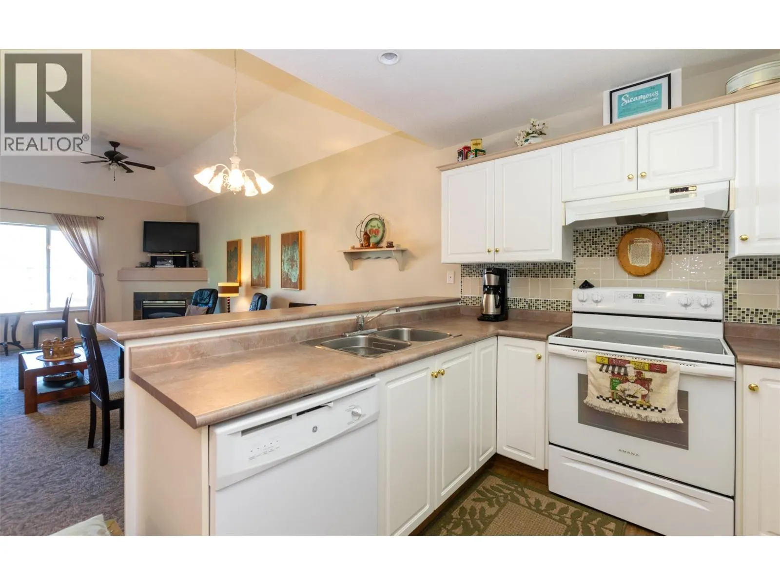 1002 Riverside Avenue Unit# 318