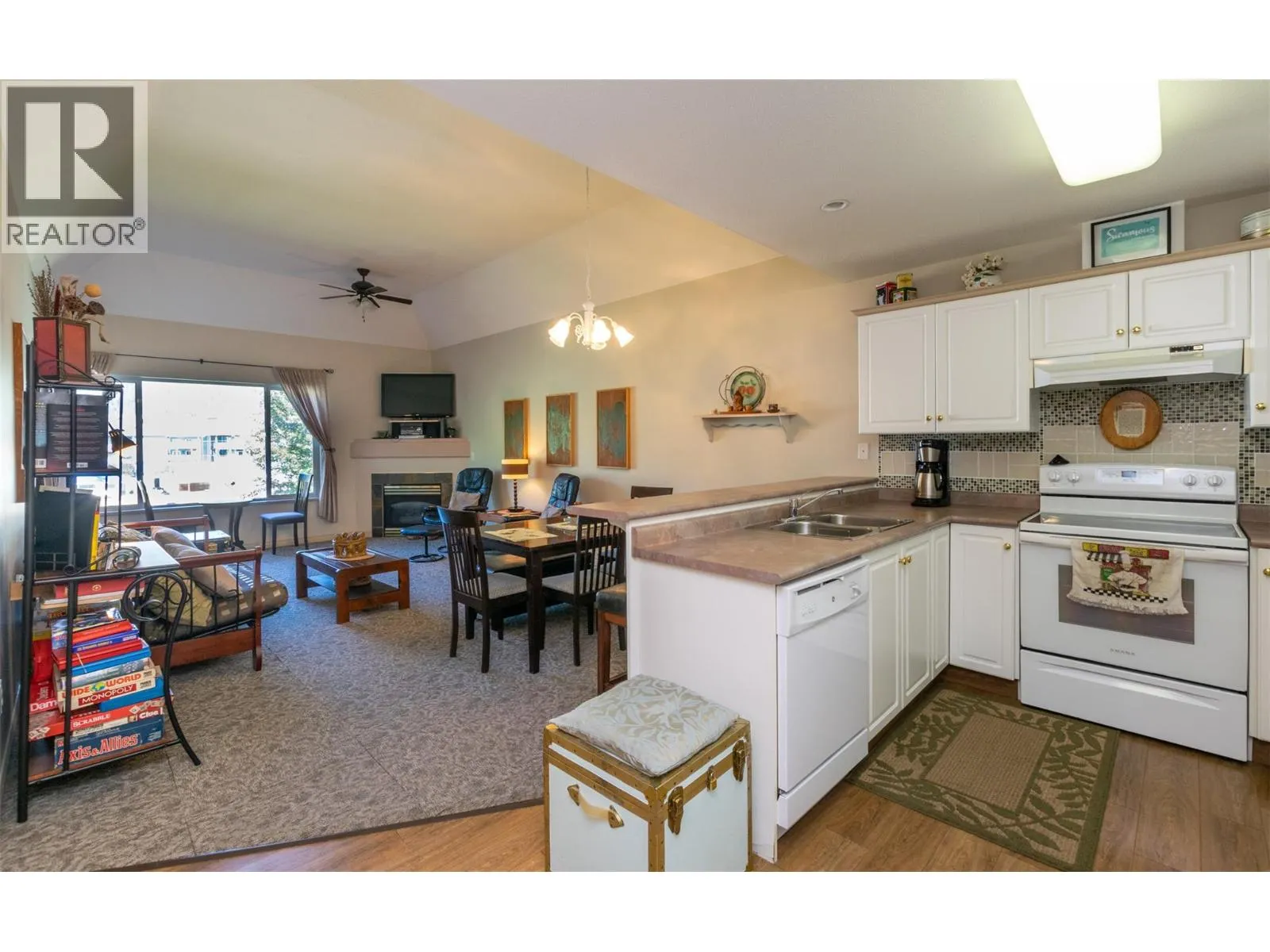 1002 Riverside Avenue Unit# 318