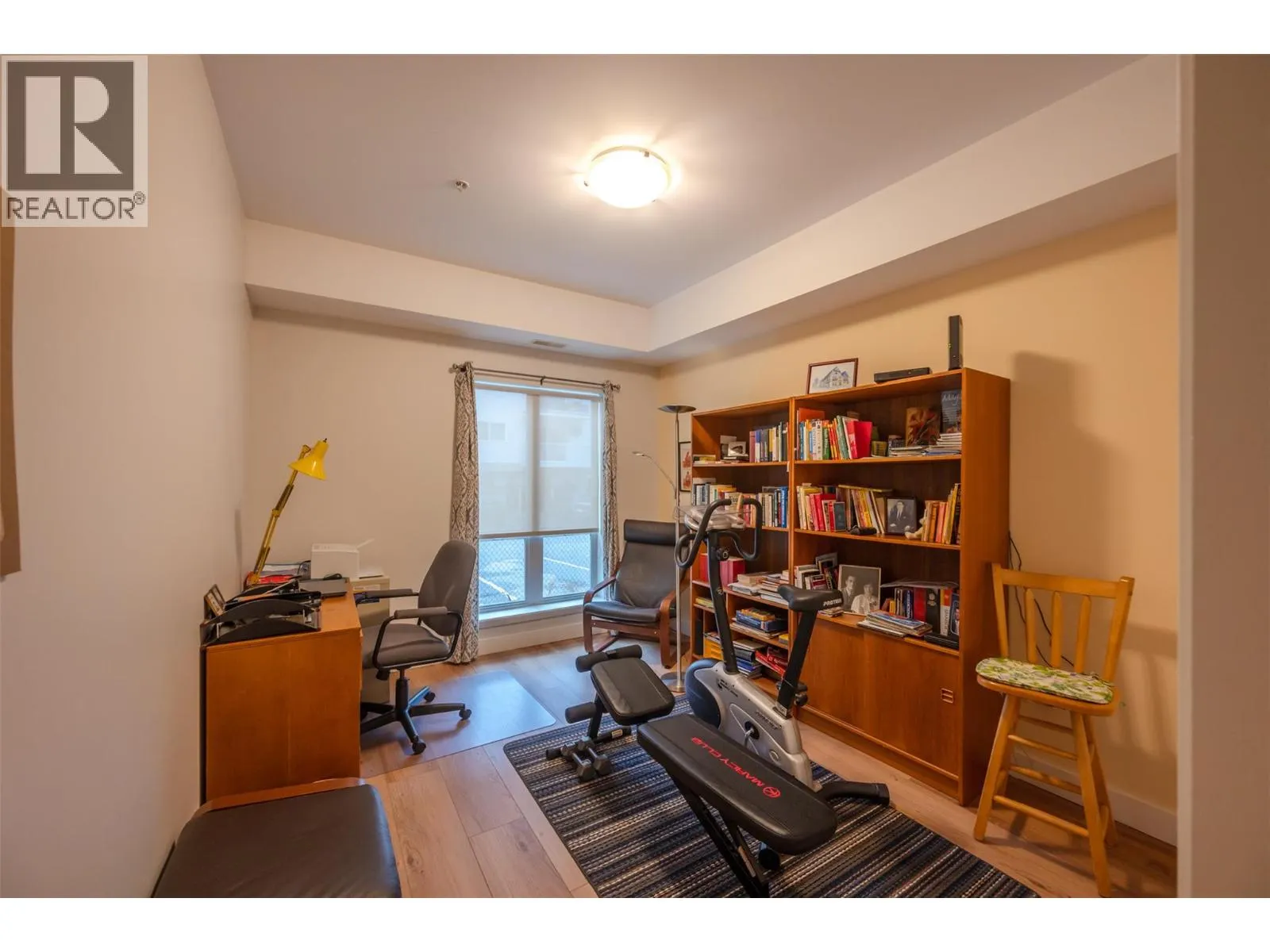 873 Forestbrook Drive Unit# 105