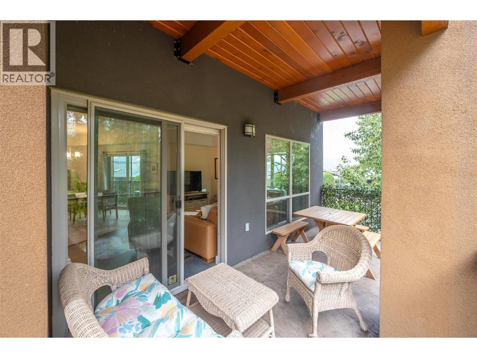 873 Forestbrook Drive Unit# 105
