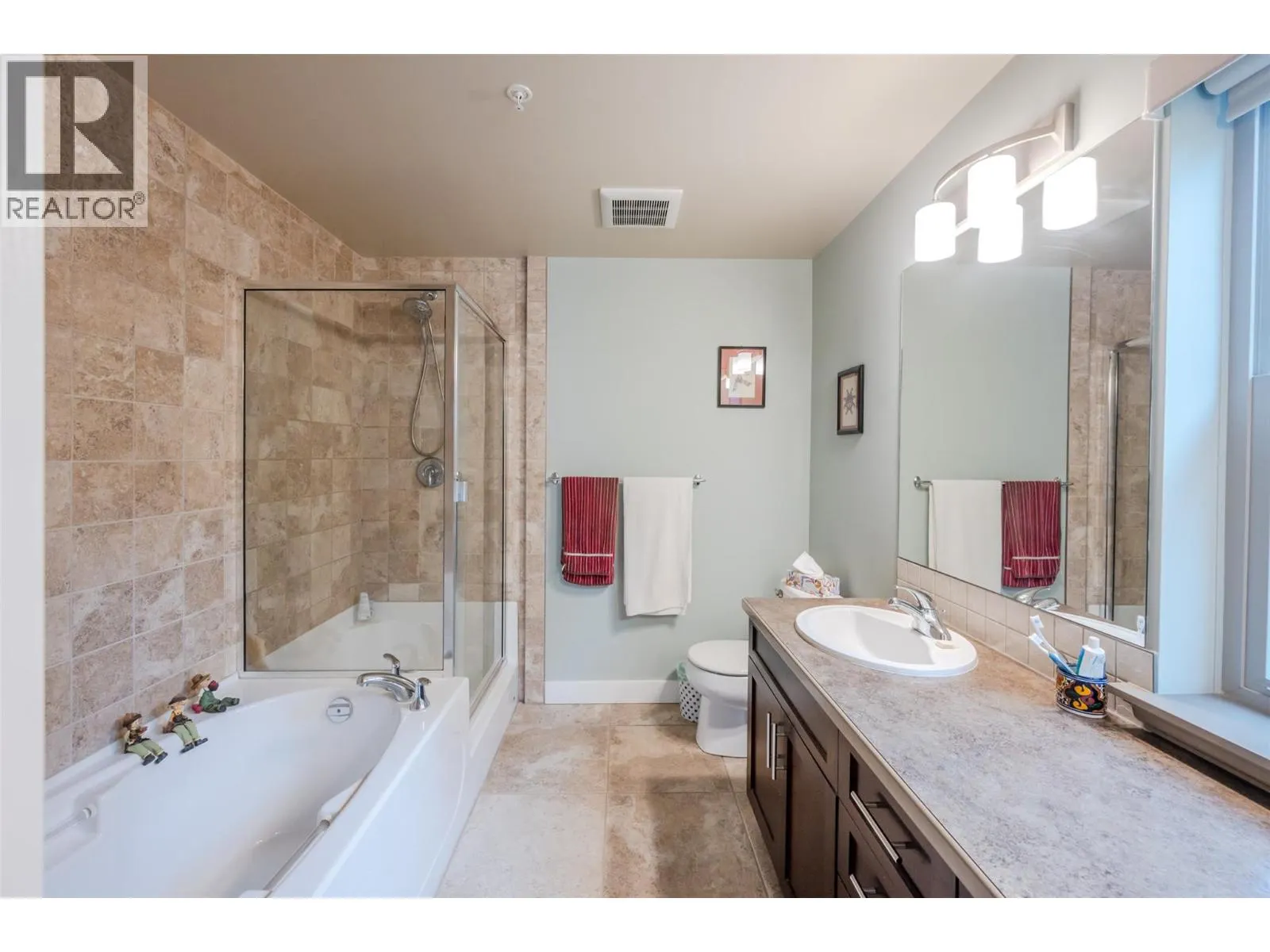 873 Forestbrook Drive Unit# 105