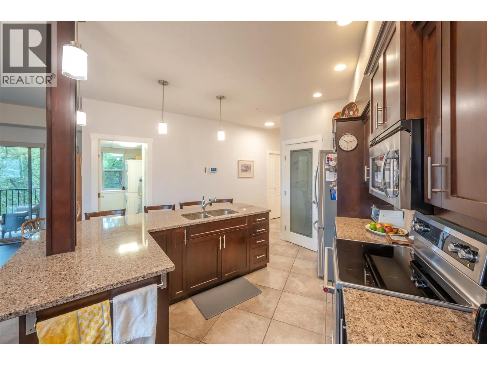 873 Forestbrook Drive Unit# 105