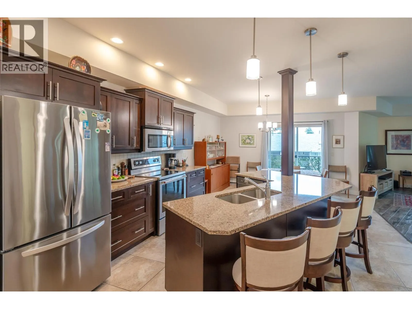 873 Forestbrook Drive Unit# 105
