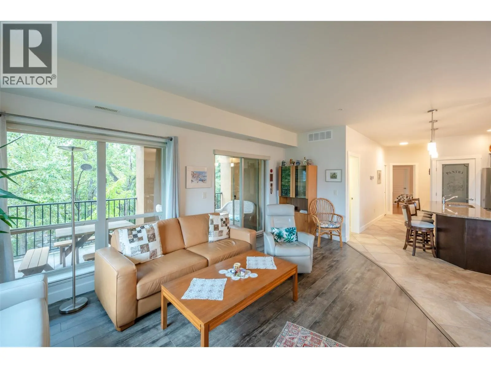 873 Forestbrook Drive Unit# 105