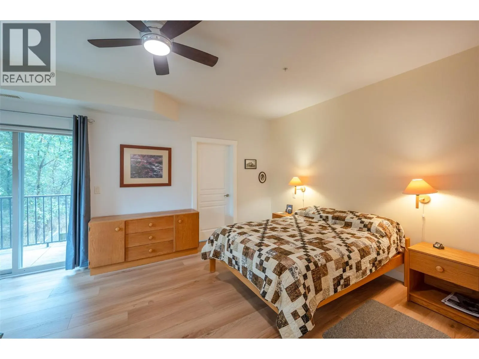 873 Forestbrook Drive Unit# 105