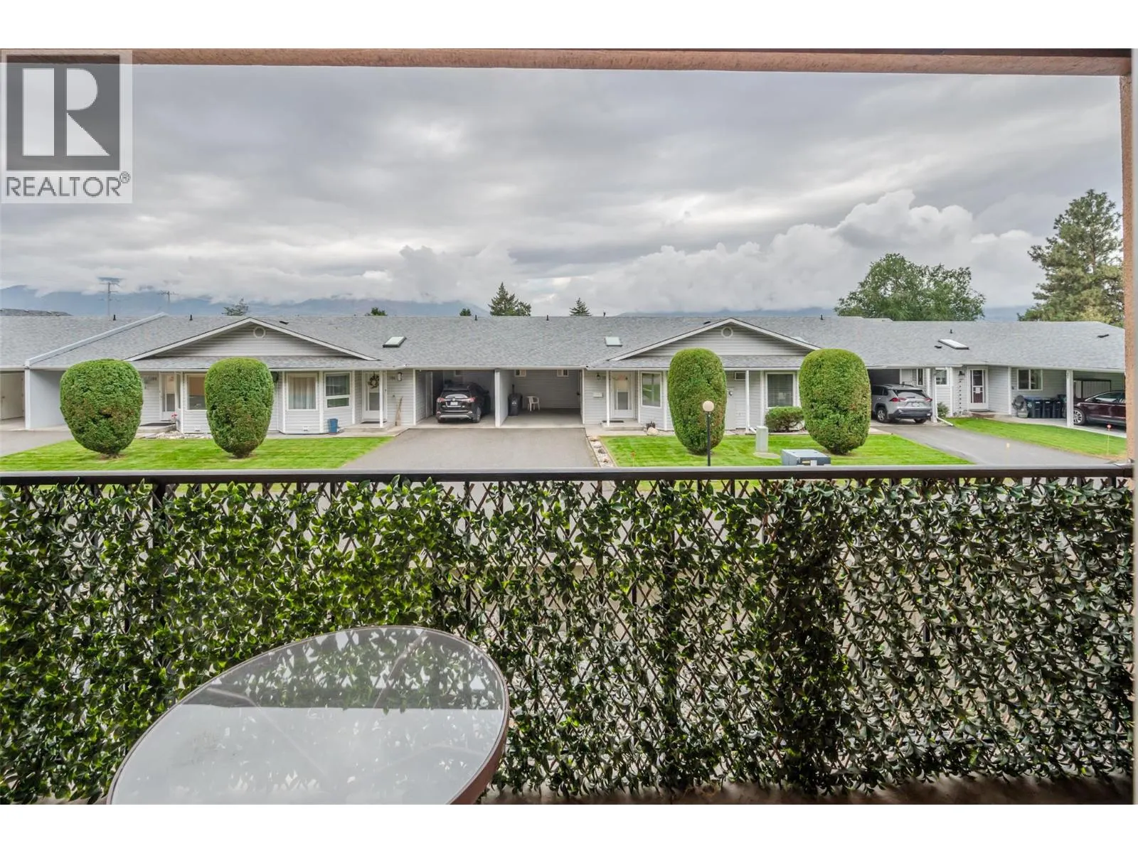 873 Forestbrook Drive Unit# 105