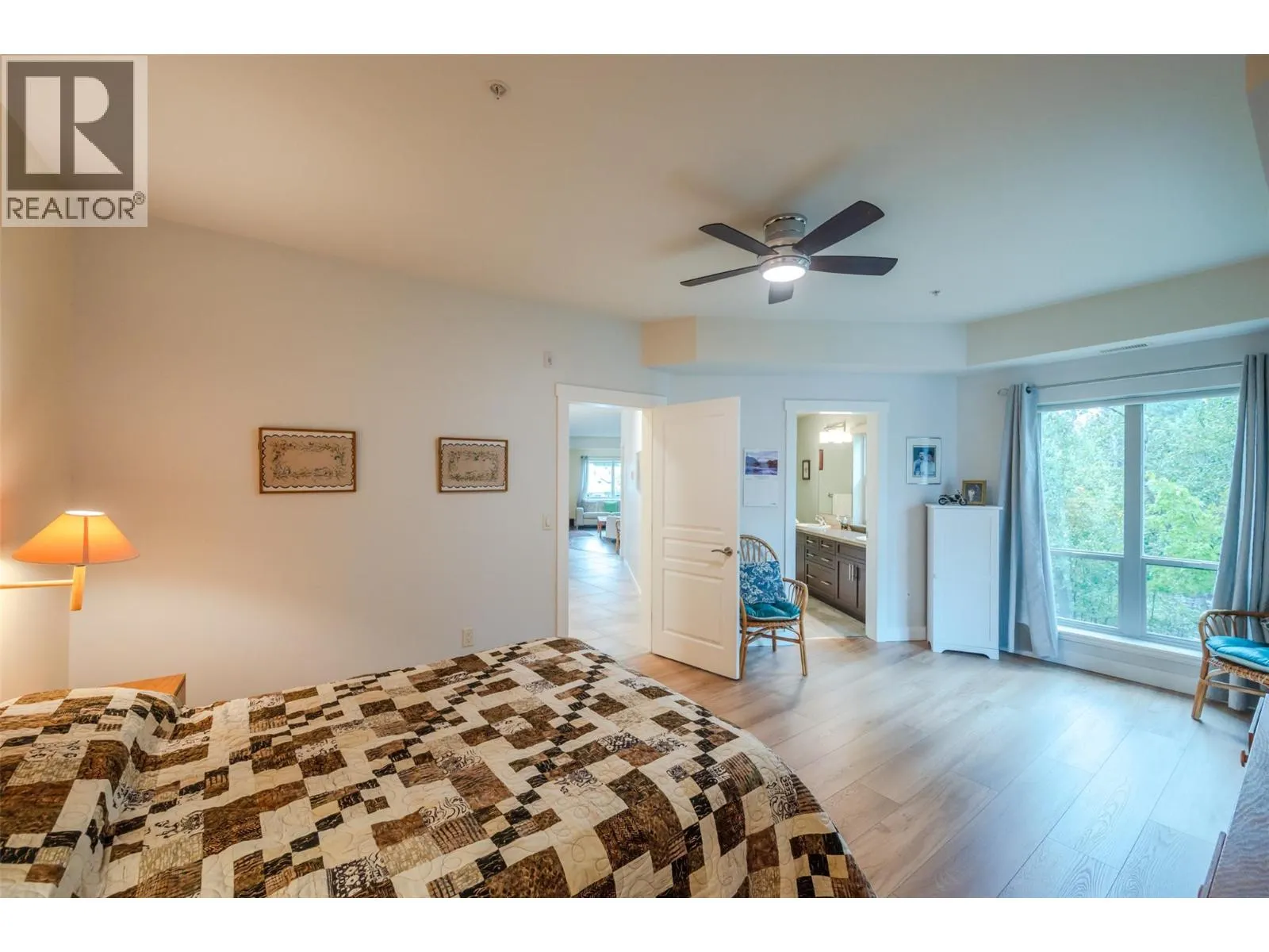 873 Forestbrook Drive Unit# 105