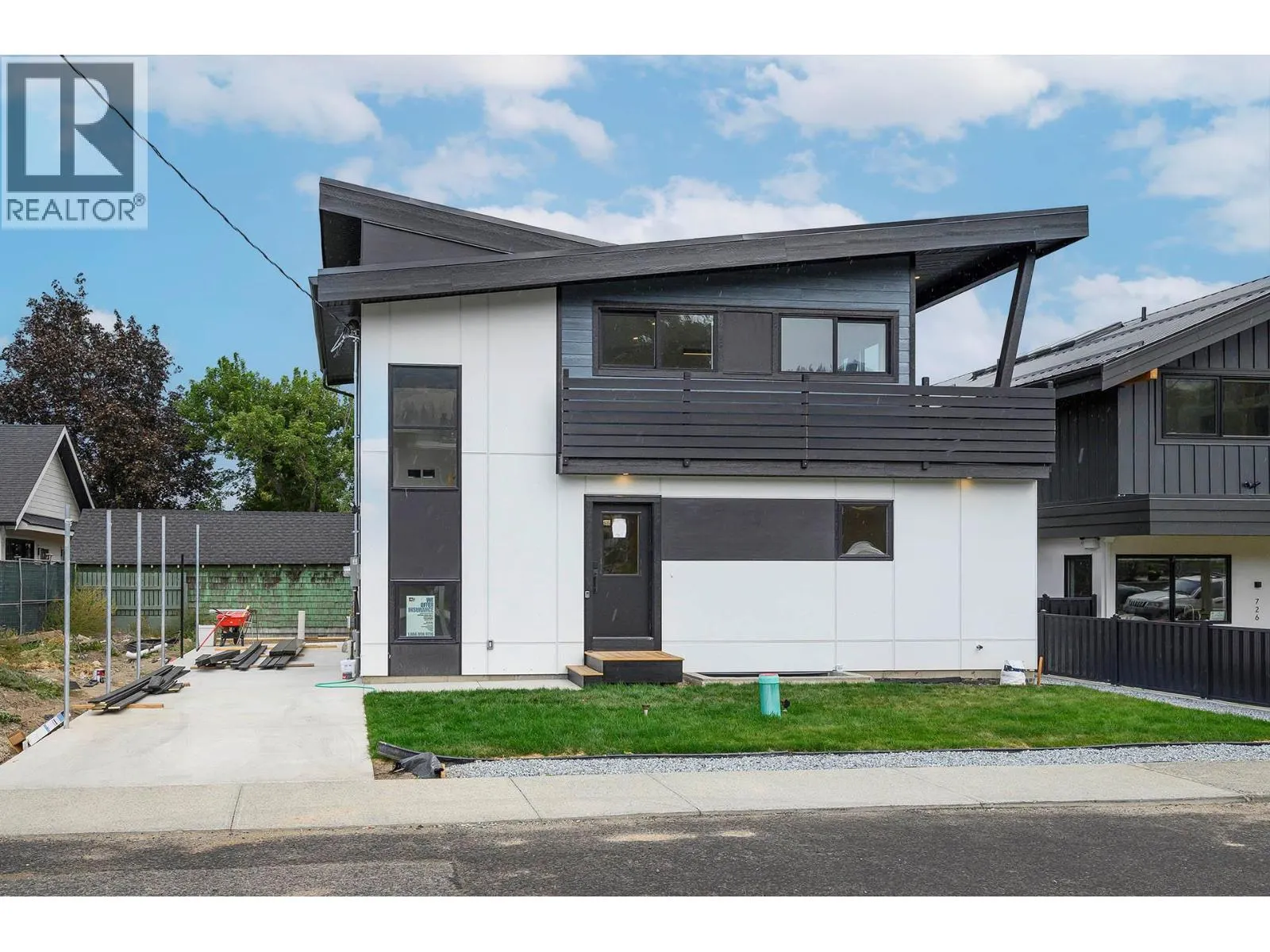 720 Douglas Street