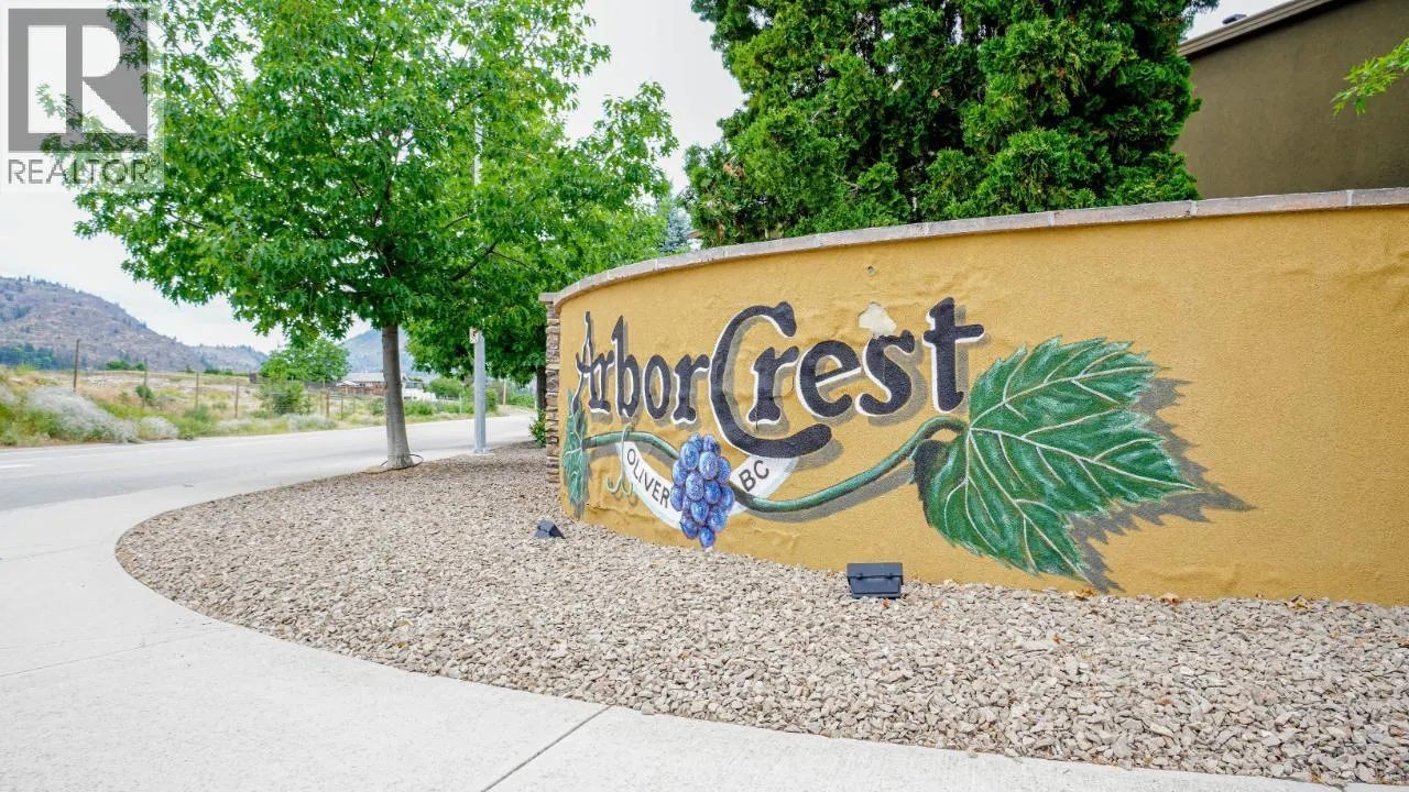 6833 MEADOWS Drive Unit# 28