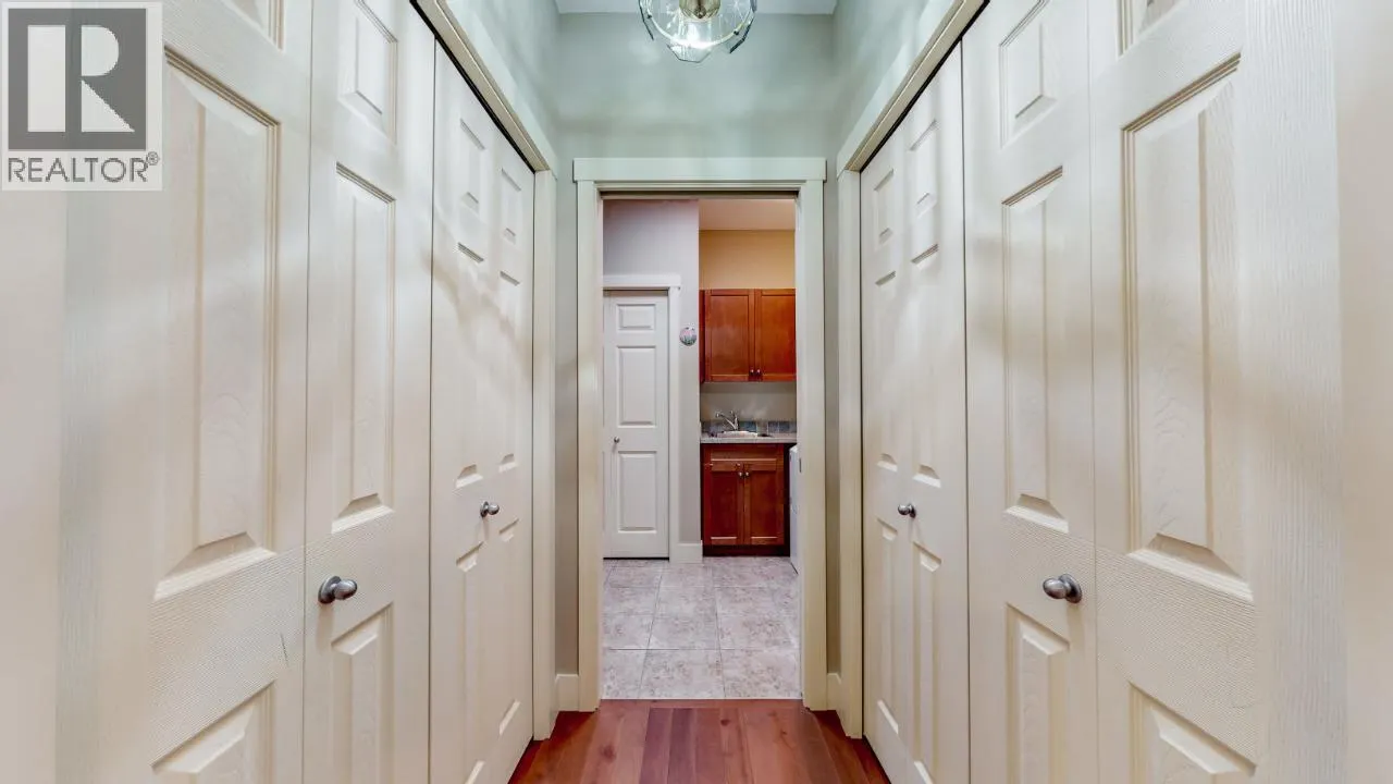 6833 MEADOWS Drive Unit# 28