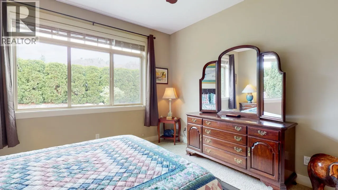 6833 MEADOWS Drive Unit# 28