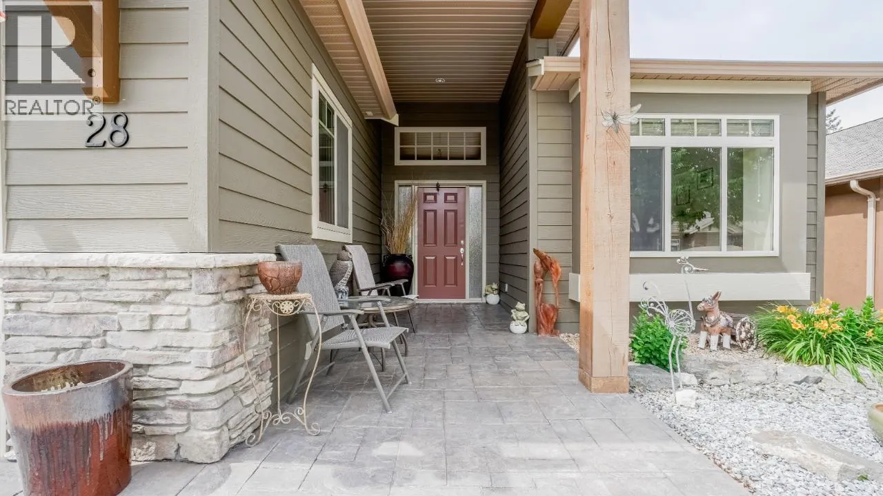 6833 MEADOWS Drive Unit# 28
