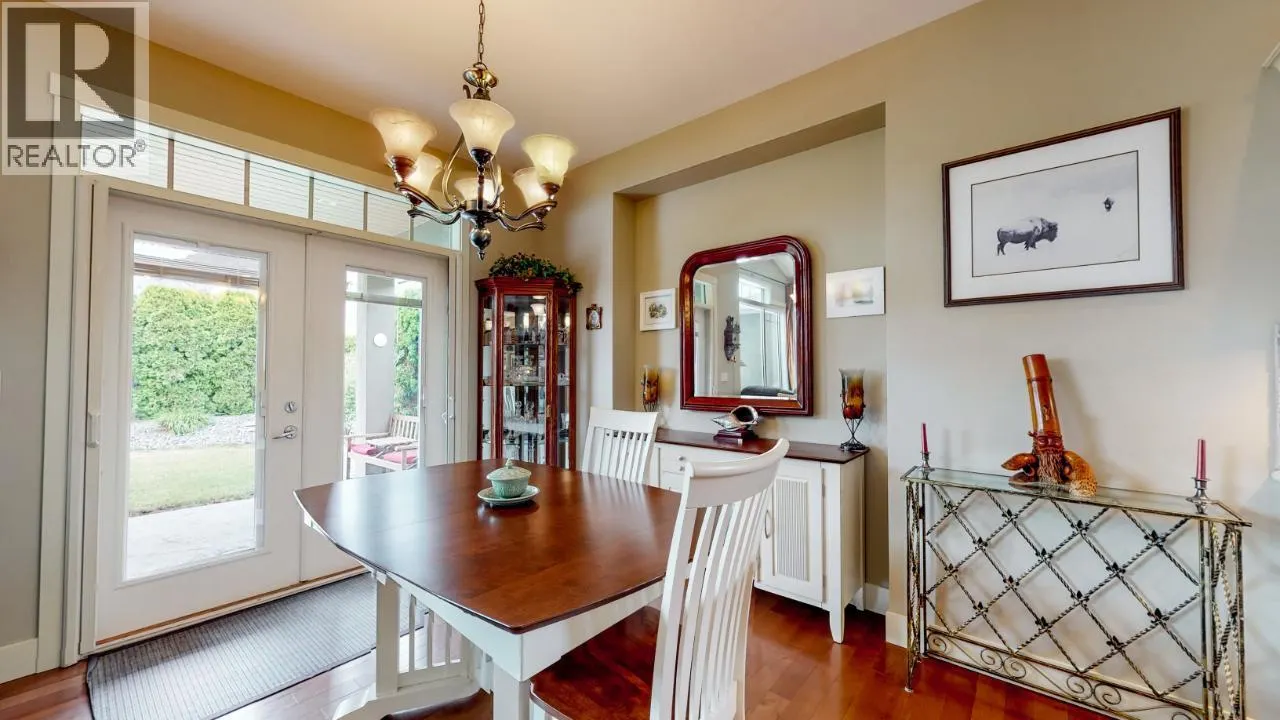 6833 MEADOWS Drive Unit# 28