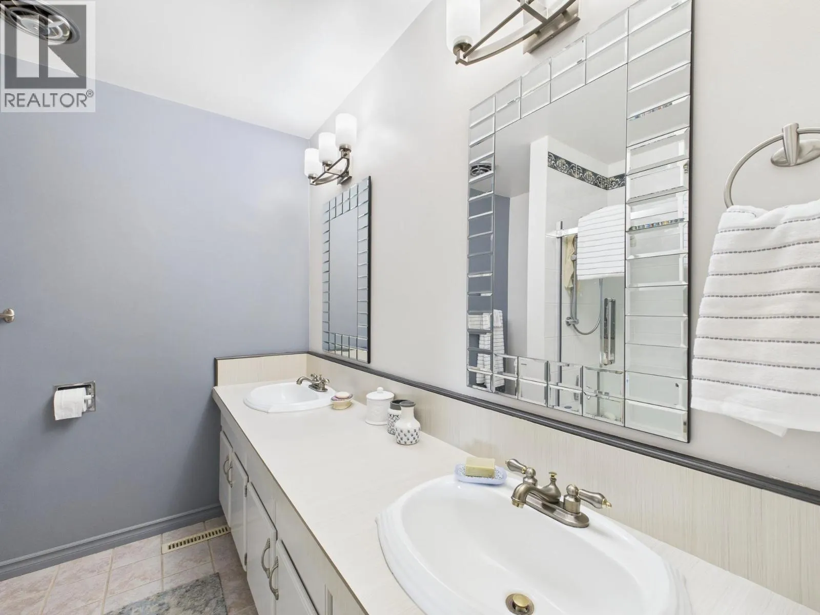 28 Finch Crescent