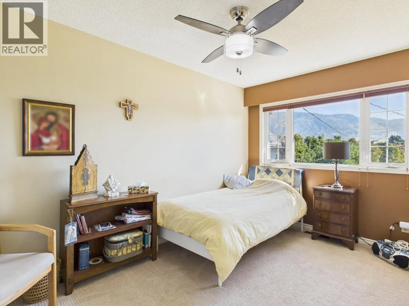 28 Finch Crescent