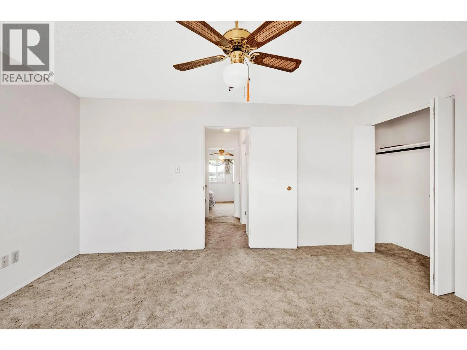 1980 GLENWOOD Drive Unit# 11