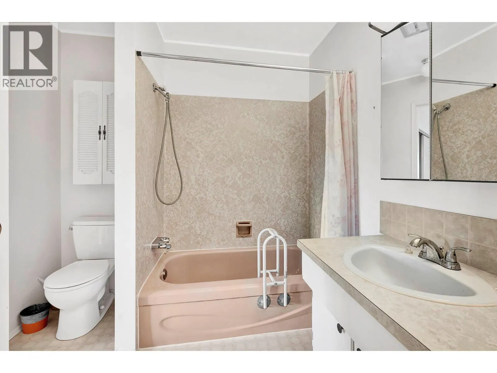 1980 GLENWOOD Drive Unit# 11