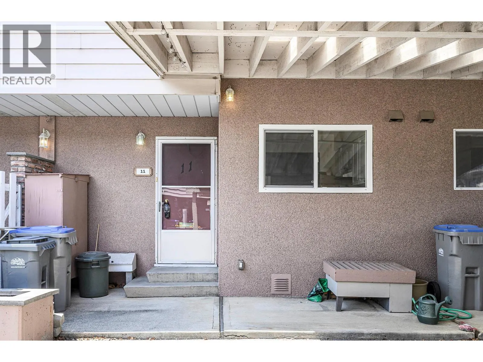 1980 GLENWOOD Drive Unit# 11