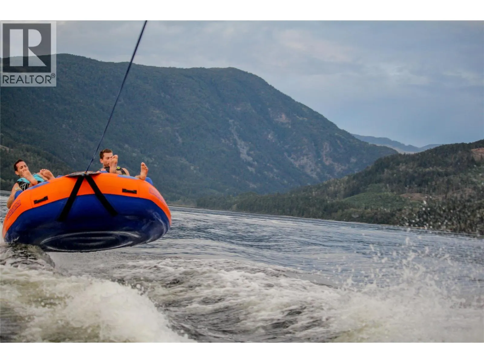 5319 EAST BARRIERE LAKE FS Road
