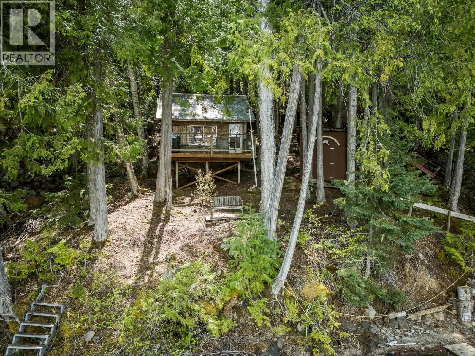 5319 EAST BARRIERE LAKE FS Road