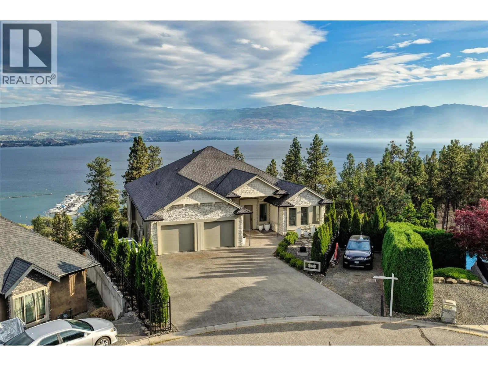 1955 Bayview Court
