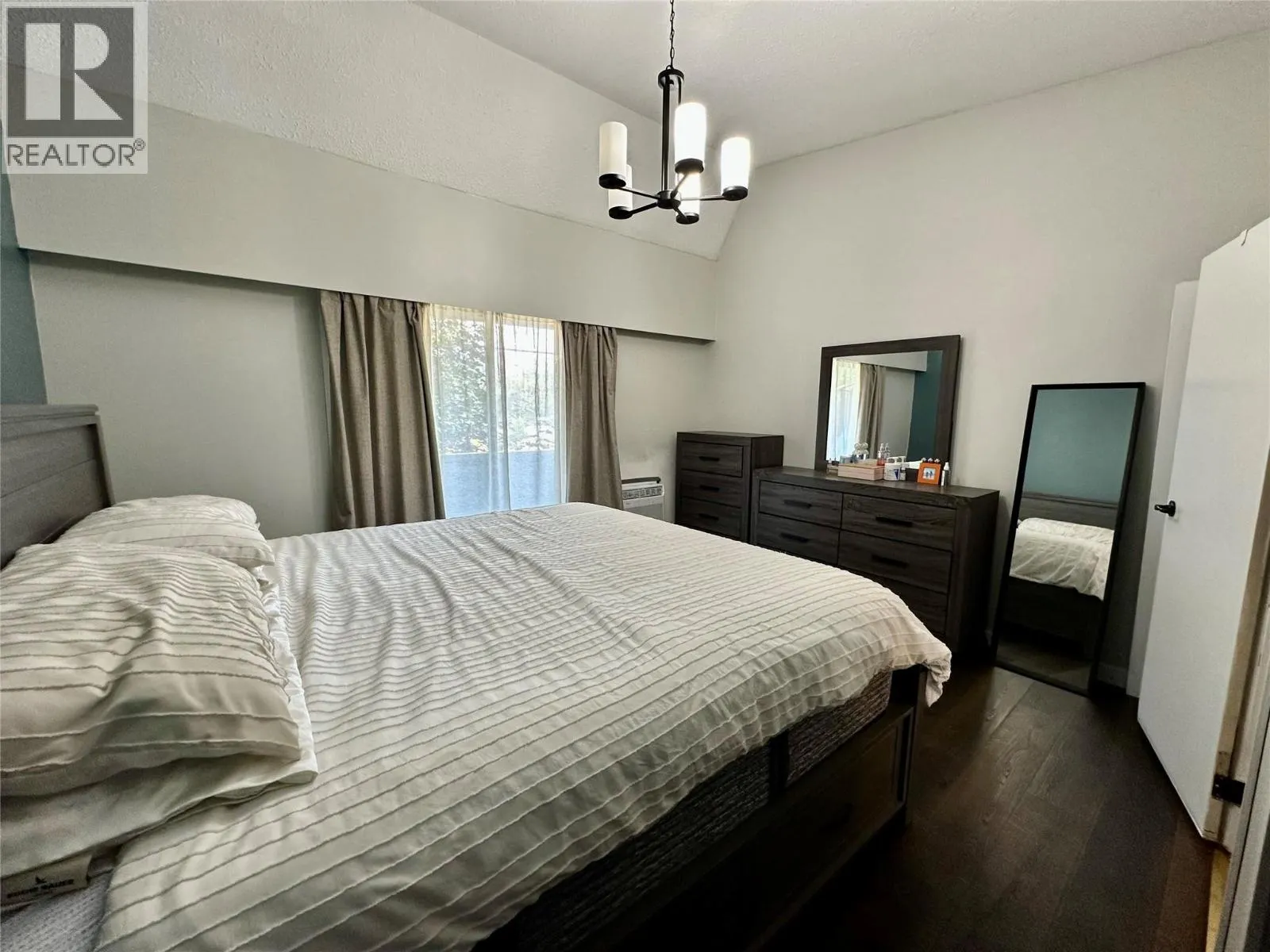 6435 PARK Drive Unit# 6