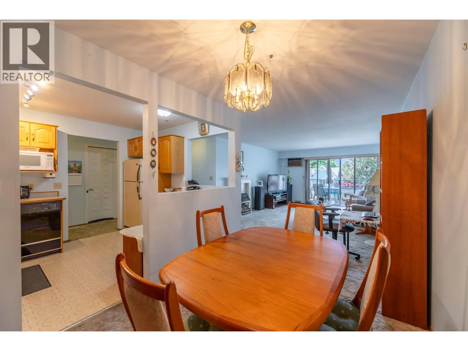 920 Argyle Street Unit# 206