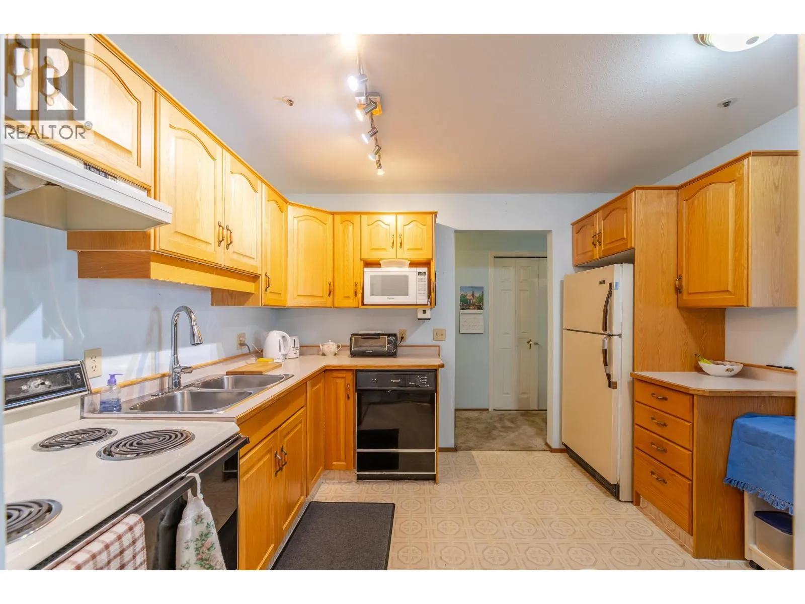 920 Argyle Street Unit# 206