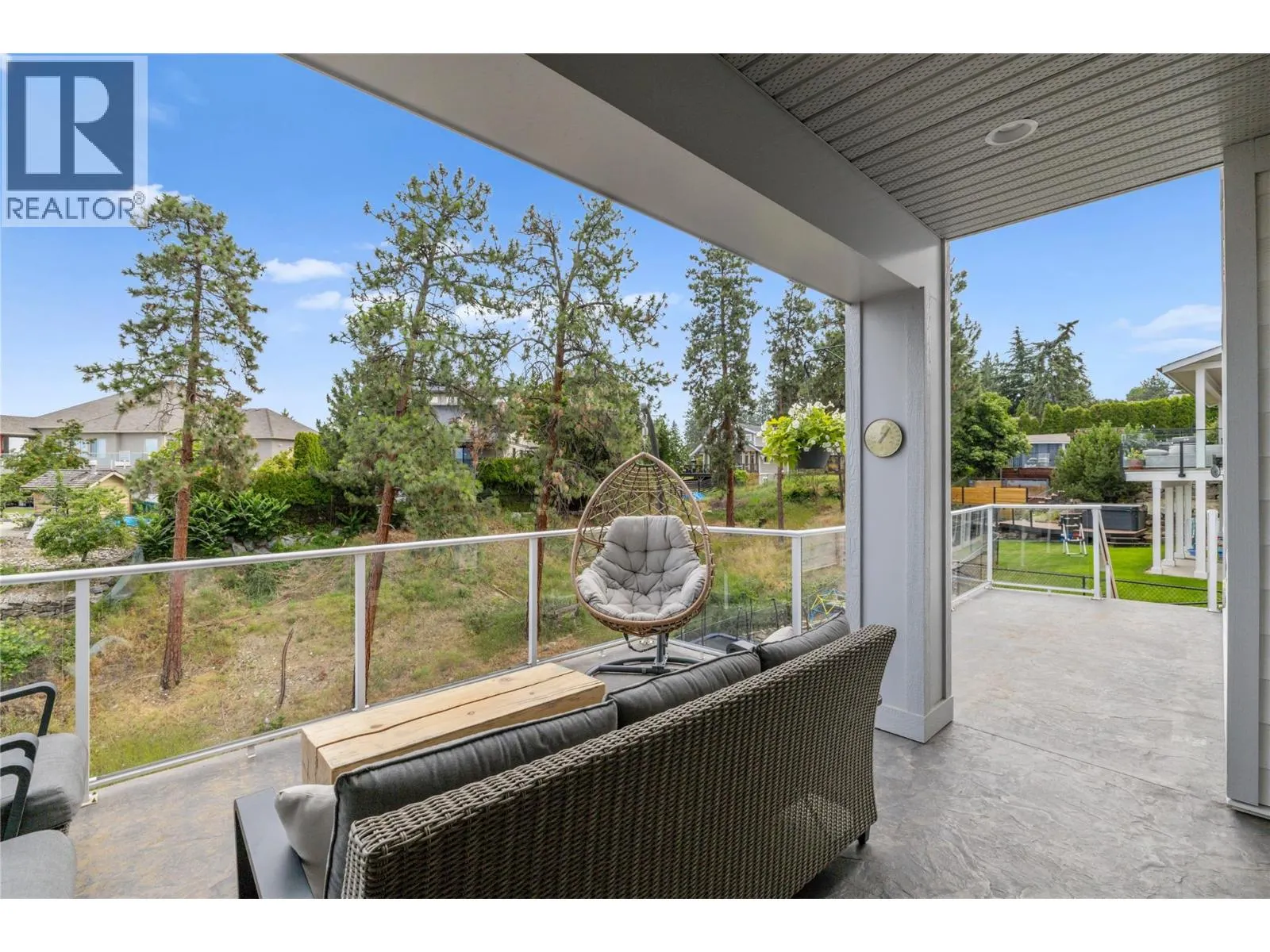 404 Quilchena Crescent