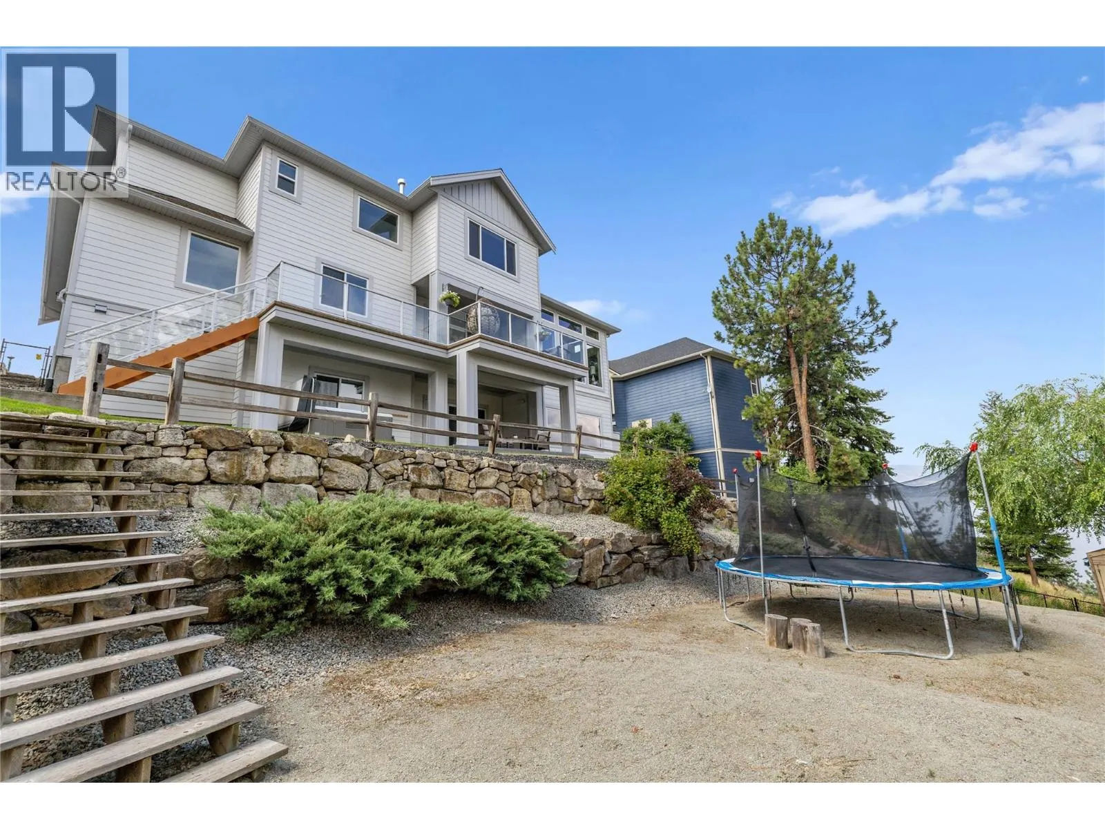 404 Quilchena Crescent